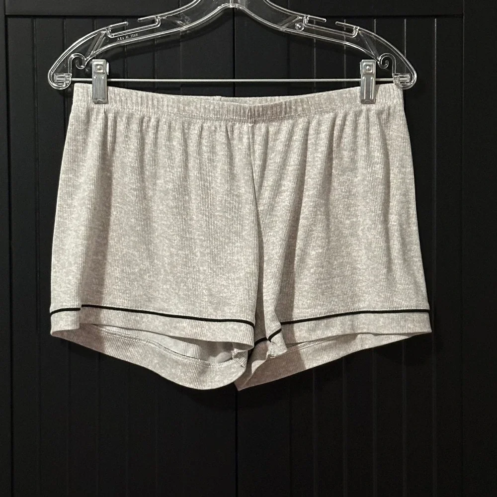Betsey Johnson Pajama Set Large Short‎ Sleeve Button Top Shorts Lounge Sleepwear